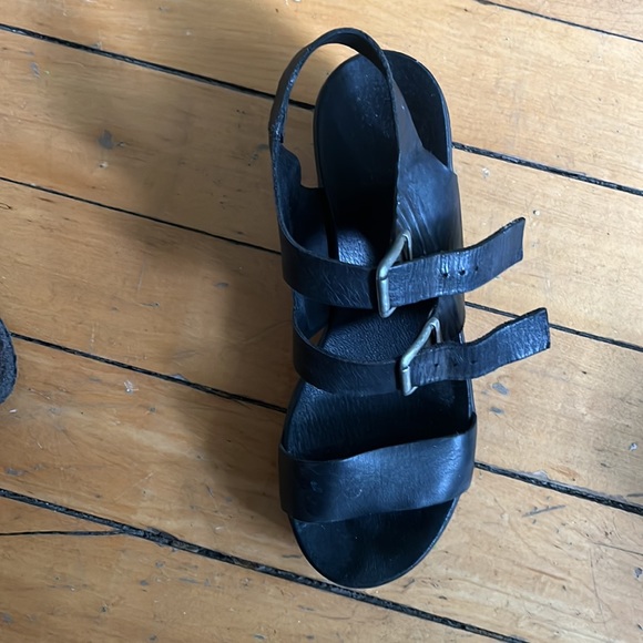 Leather sandals - Picture 3 of 5